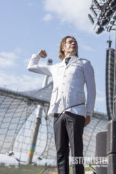 rockavaria-2015-the-hives-4