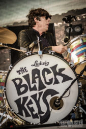 The_Black_Keys_Hurricane_14-2