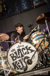The_Black_Keys_Hurricane_14-4