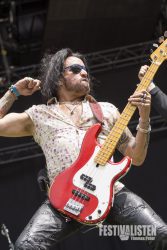 rockavaria-2015-the-dead-daisies-1