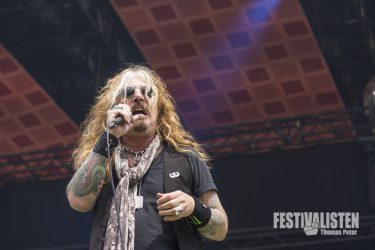 rockavaria-2015-the-dead-daisies-4